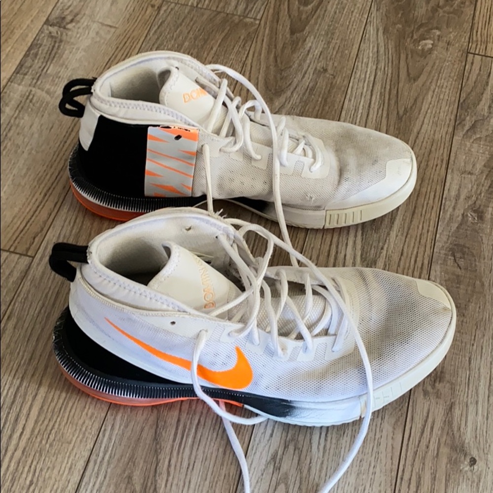 Nike’s - Picture 4 of 7